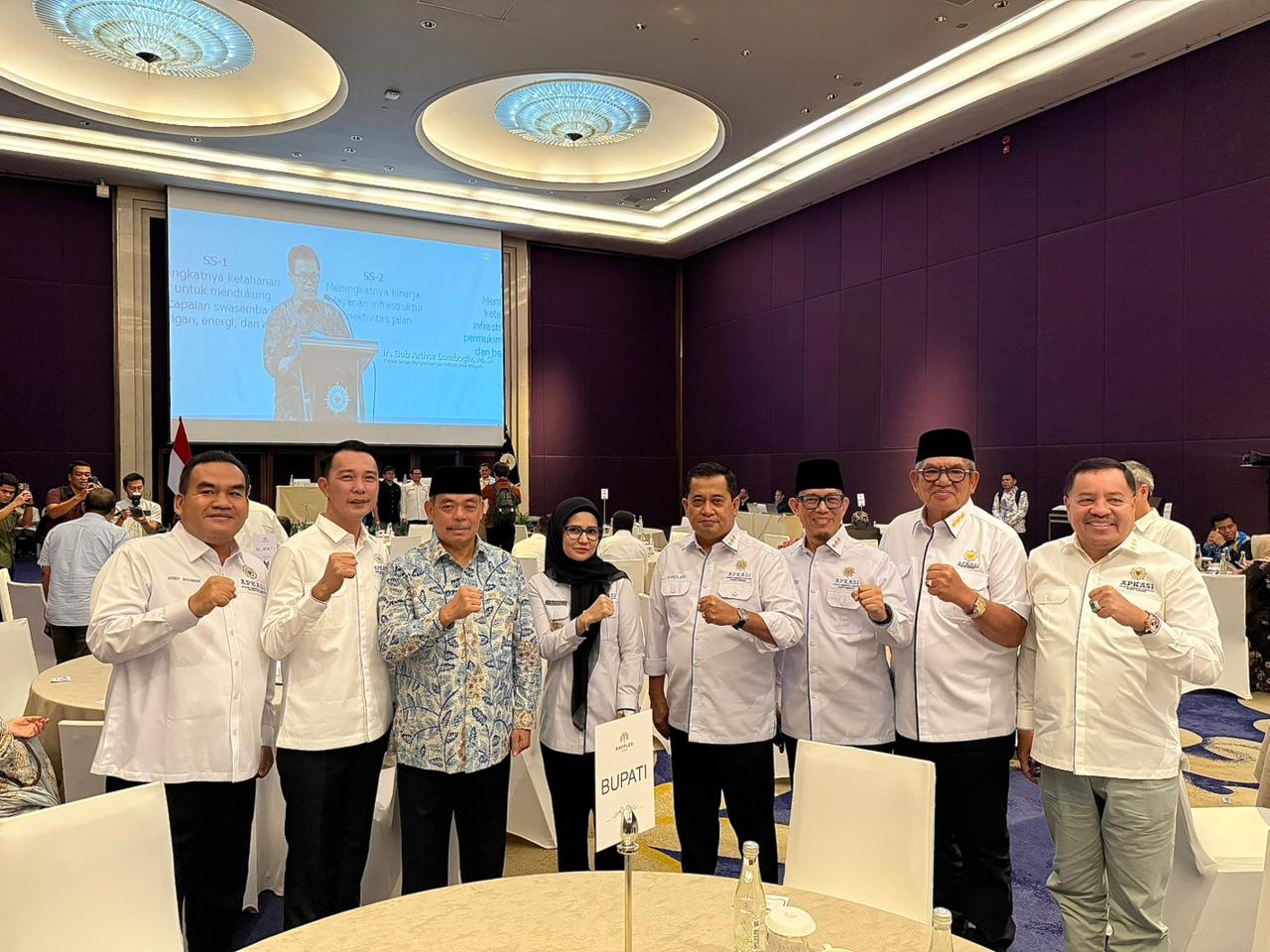 Bupati OKU Mengikuti Rapat Pengurus APKASI dan Buka Bersama